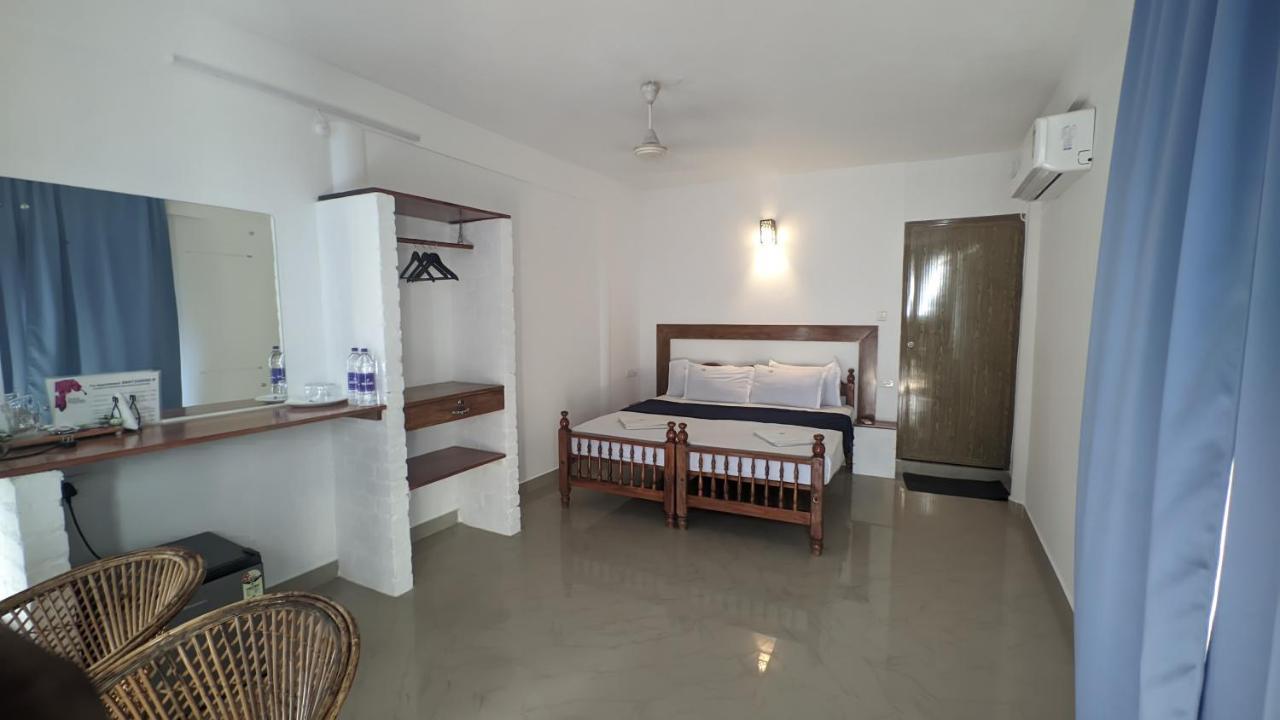 Nebo Hotel Varkala Exteriör bild